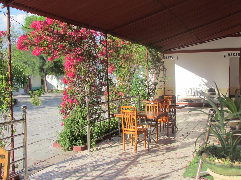 מאון Dolar Lodges & Tours מראה חיצוני תמונה